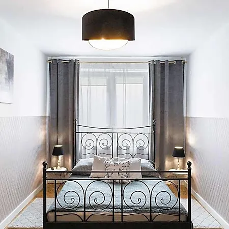 Hostel Clicktheflat Krucza Center Varšava