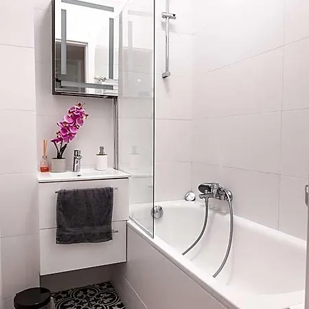 Clicktheflat Krucza Center Varsavia