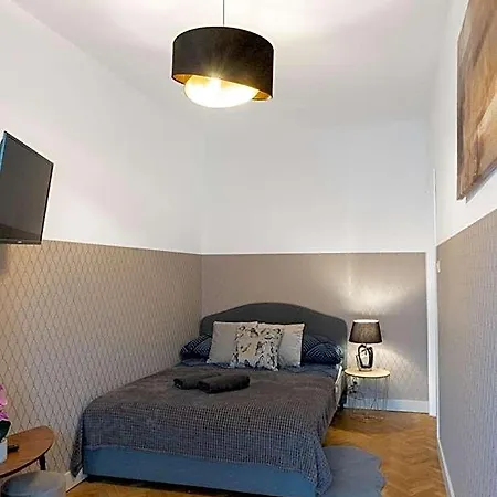 Clicktheflat Krucza Center Hostel Varšava