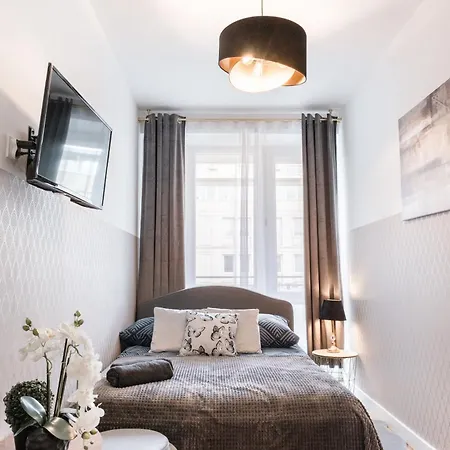 Vandrarhem Clicktheflat Krucza Center *