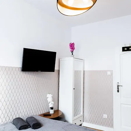 Clicktheflat Krucza Center Ostello Varsavia